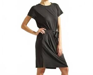 NEW YELETE runaround silk sponge athletic dress in black